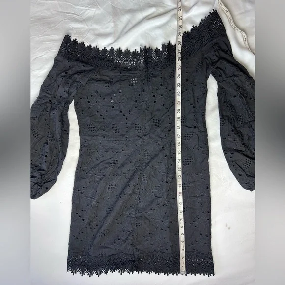 BLACK Thick lace boho off the shoulder, big sleeves mini dress - Picture 6 of 8